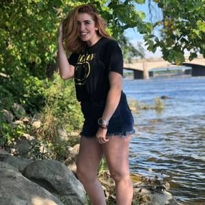 Meet your Posher, Allison